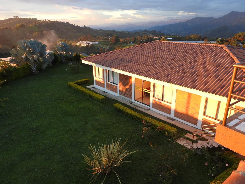 Hostal La Sultana Santa Rosa De Cabal Exterior photo